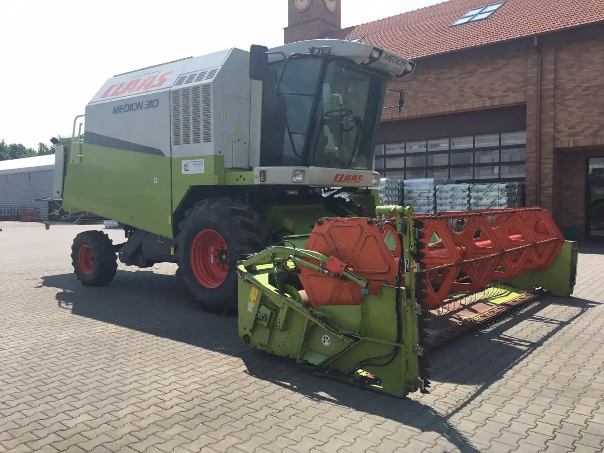 Kombaj Claas Medion